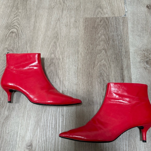 Zara Red Glossy Patent Ankle Boots Size 39 2 Inch Heel Statement - Picture 2 of 5